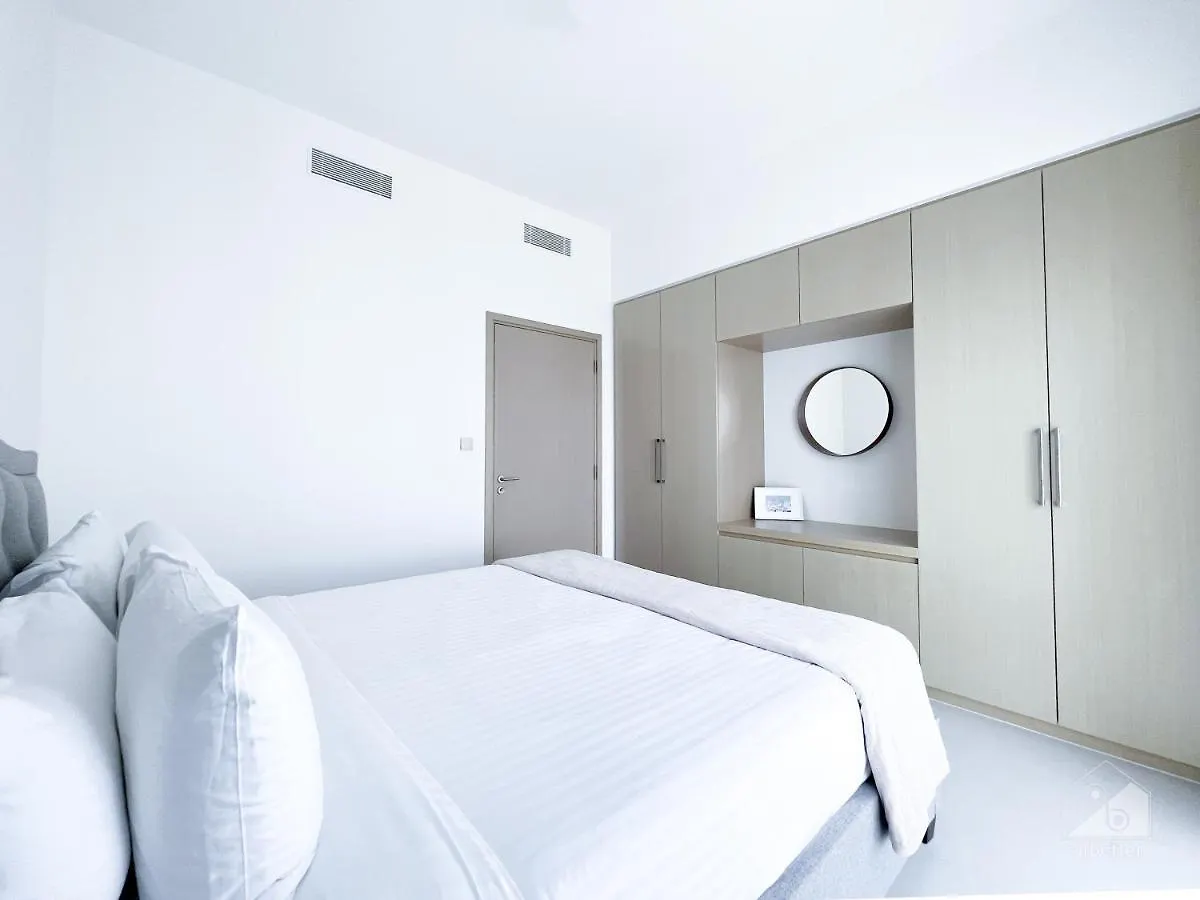 Apartment Luxury Burj Royale Modern Apt City View Balcony Dubai