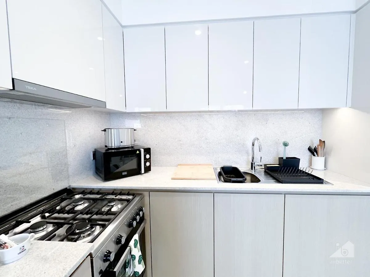 Luxury Burj Royale Modern Apt City View Balcony Dubai 0*,  United Arab Emirates