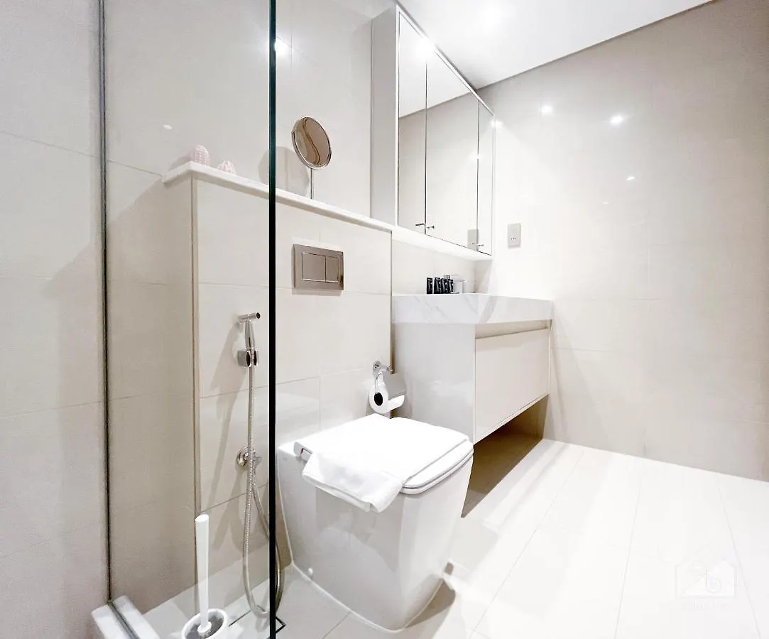 Luxury Burj Royale Modern Apt City View Balcony Dubai United Arab Emirates